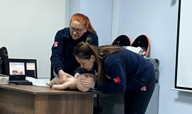 Üniversitelilere ilkyardım eğitimi