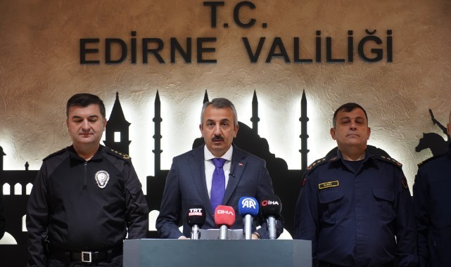 Vali Sezer, “Dedikodularla kaybedecek zamanımız yok”