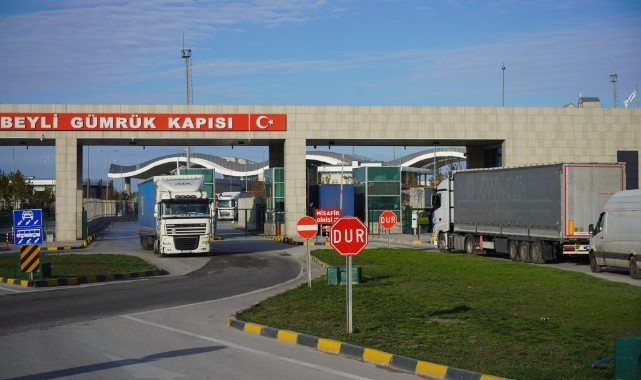 Yunanistan’daki eylemler tır trafiğini olumsuz etkiliyor