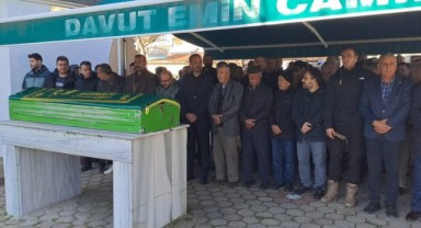 Zobar gözyaşlarıyla son yolculuğuna uğurlandı