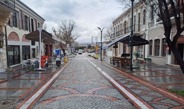 Edirne’de Cuma pazarı sessizliği: Ulus kapandı, kentin kalbi durdu