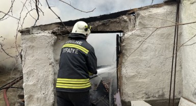 Depoda çıkan yangın korkuttu