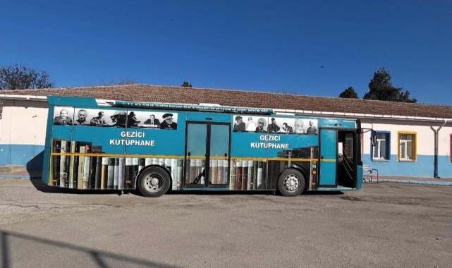 Gezici Kütüphane çocukların okuma alışkanlığı kazanmasına katkı sağlıyor