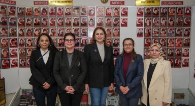 İba, “Şehitlerimizin fedakârlıkları asla unutulmaz”