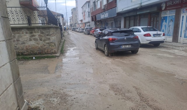 Kazıldı kaldı: Kaleiçi’nde yollar aylardır onarılmıyor