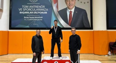 Minderde 2 altın madalya