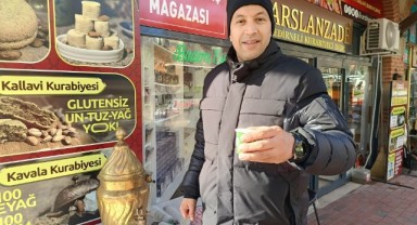 Osmanlı lezzeti Deva-i Misk Helvası kış aylarının vazgeçilmezi oluyor