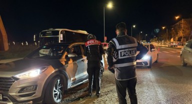Polis ekipleri halkın huzur ve güveni için görev başındaydı