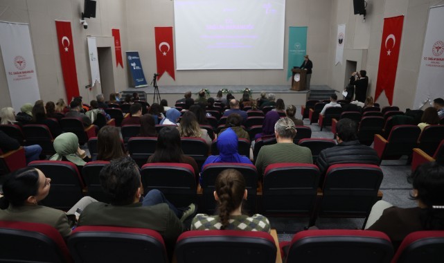 Sağlık personeline yapay zeka eğitimi