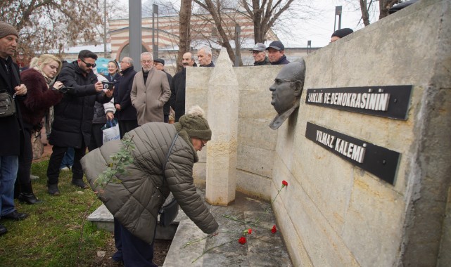 Uğur Mumcu törenle anıldı
