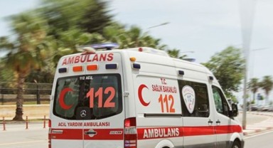 Üzerine tabela düşen işçi yaralandı