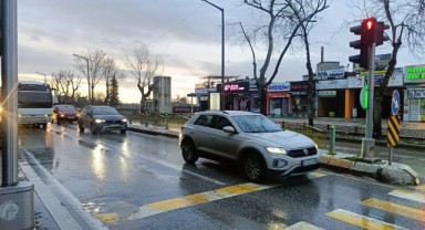 Yeni hafta yağışlı başladı