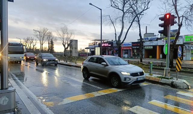 Yeni hafta yağışlı başladı
