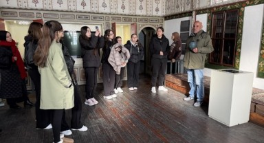 44 yıldır ziyaretçilere Macar Prensi Rakoczi'yi anlatıyor