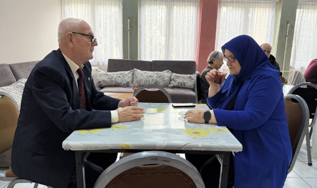 56 yıllık evlilikleri ilk günkü aşkla huzurevinde devam ediyor