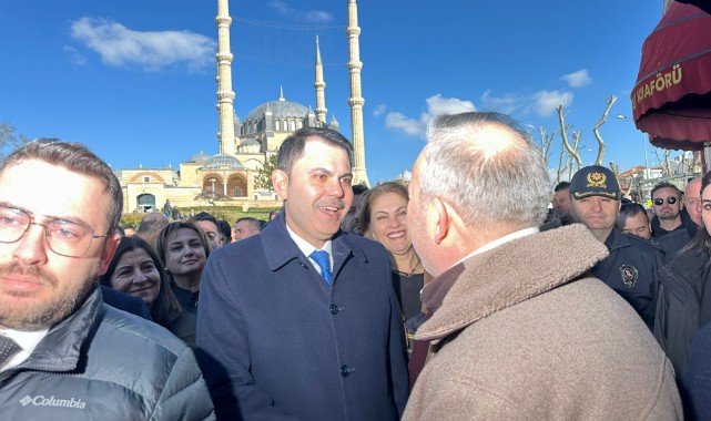 Bakan Murat Kurum Edirne’de: Selimiye’de Cuma namazını kıldı, esnafla buluştu