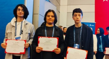 Genç beyinlerden büyük başarı: Edirne TÜBİTAK’a damga vurdu