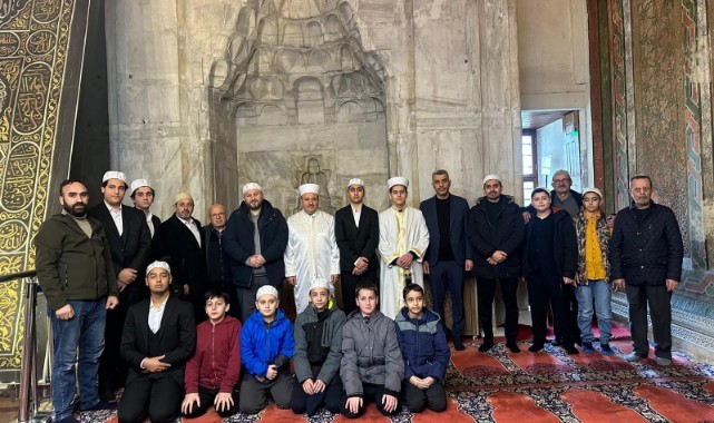 Genç hafızların sergilediği davranış büyük beğeni topladı