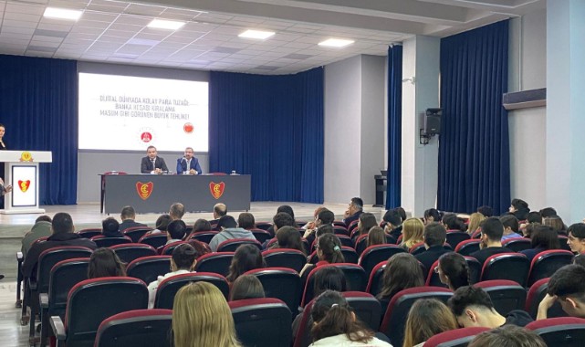 Gençlere IBAN paylaşımının riskleri anlatılıyor