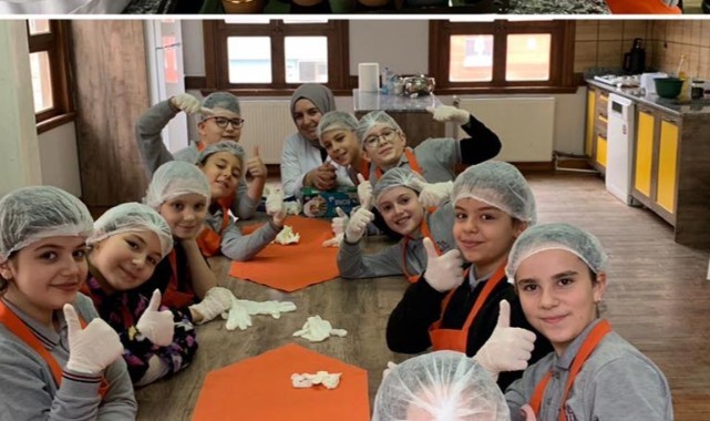 İlkokul öğrencileri Günlük Yaşam Becerileri Atölyesi’nde