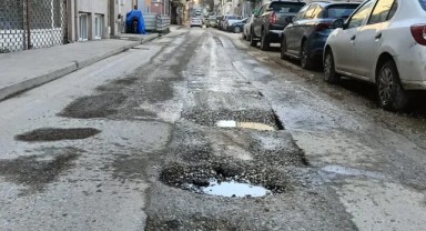 Kaleiçi ve Kıyık çukursuz yol için 2 ay daha bekleyecek