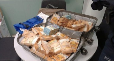 Kapitan Andreevo Sınır Kapısı’nda beyan edilmeyen 86 bin 260 avro ele geçirildi