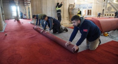 Mimar Sinan’ın ustalık eseri Selimiye’ye özel dokunan halılar serildi