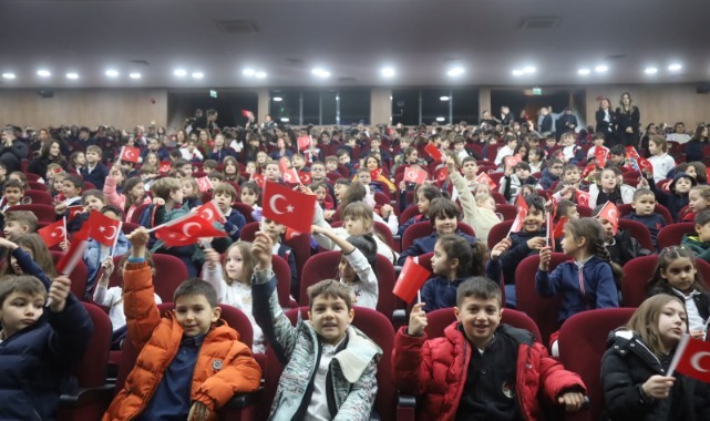 Okullarda ders zili çaldı