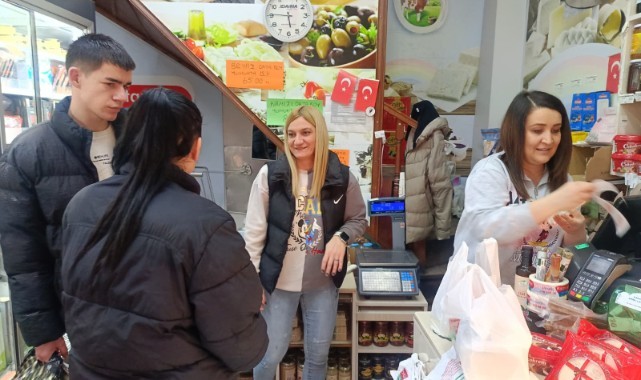 Ramazan ayı bereketi esnafın yüzünü güldürdü