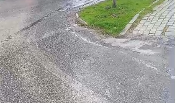 Rögar atığı saatlerce yola yayıldı