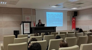 Sağlık personeline kapsamlı hijyen eğitimi