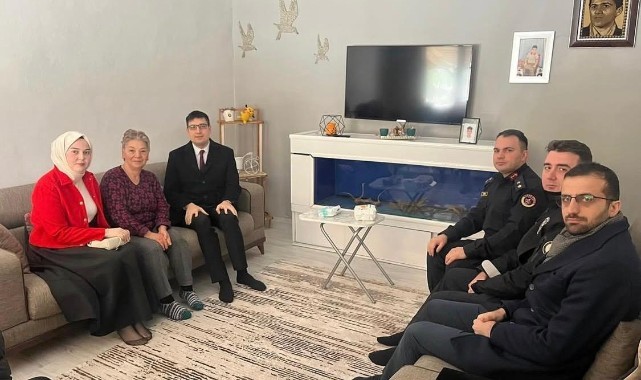 Şehit aileleri Süloğlu’nda kandil gecesinde ziyaret edildi