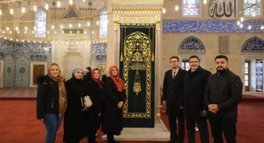 Selimiye’nin minber örtüsü Olgunlaşma Enstitüsü’nde yenilendi