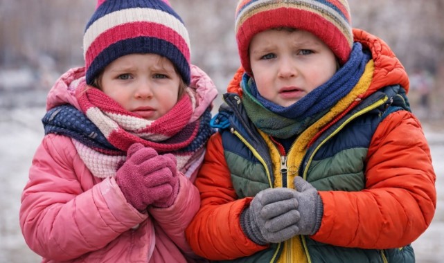 Uzmandan ailelere uyarı: Aşırı giydirme hastalığa zemin hazırlayabilir