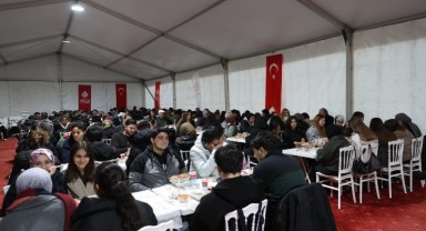 Vakıflar bin kişiyi aynı sofrada buluşturdu