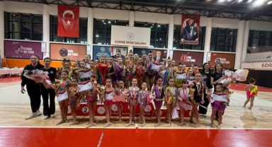 16 Derecenin 13’ü Pera Cimnastik Sporcularından