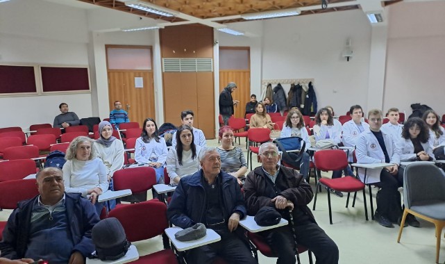 Ağız sağlığı yalnızca dişleri değil, tüm vücudu etkiliyor