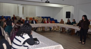 Aile ve Sosyal Hizmetler personeline duygusal farkındalık eğitimi