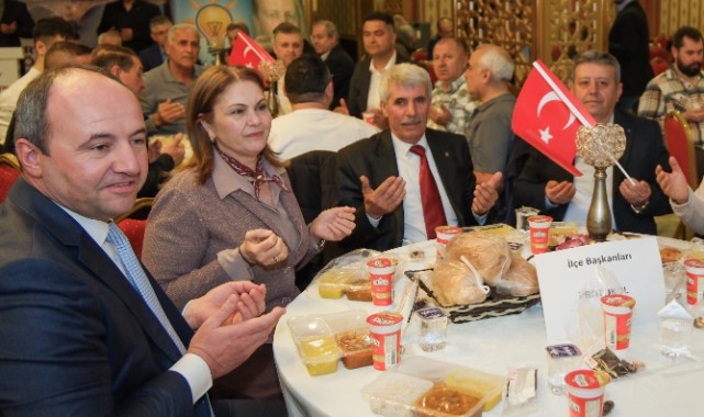 AK Parti Uzunköprü Teşkilatı’ndan “Vefa İftarı”