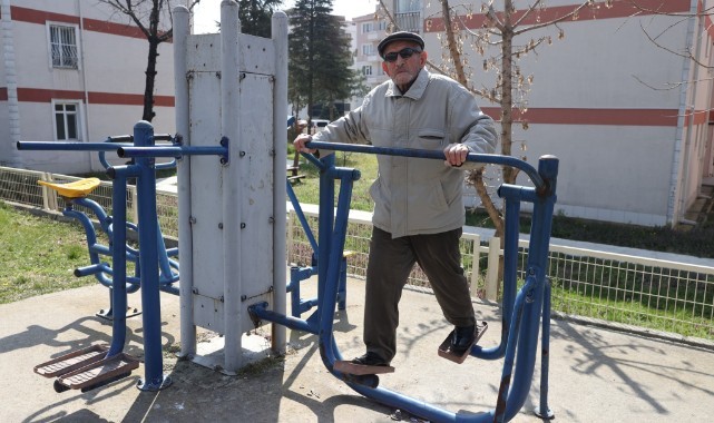 Avcu, sağlıklı olmanın sırrını düzenli yaşamda bulduğunu söyledi