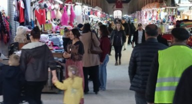 Çarşı-pazarda alışveriş hareketliliği başladı