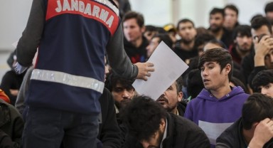 Denetimlerde 9 düzensiz göçmen yakalandı