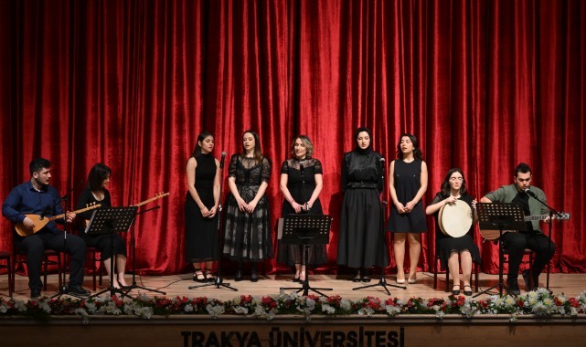 Doktorlar günün yorgunluğunu müzikle atıyor