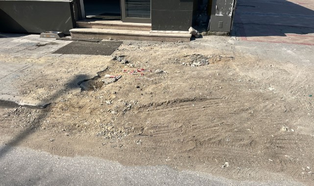 Edirne’de bozuk yollar yayaları tehlikeye atıyor