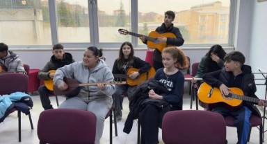 Edirne Gençlik Merkezi’nden öğrencilere kapılarını açtı