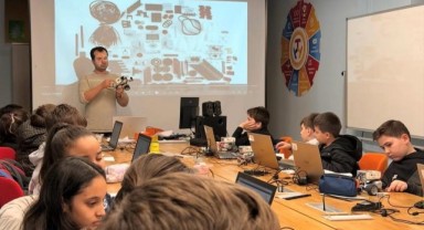 Edirneli gençler teknolojiyi üreten nesil olma yolunda ilerliyor