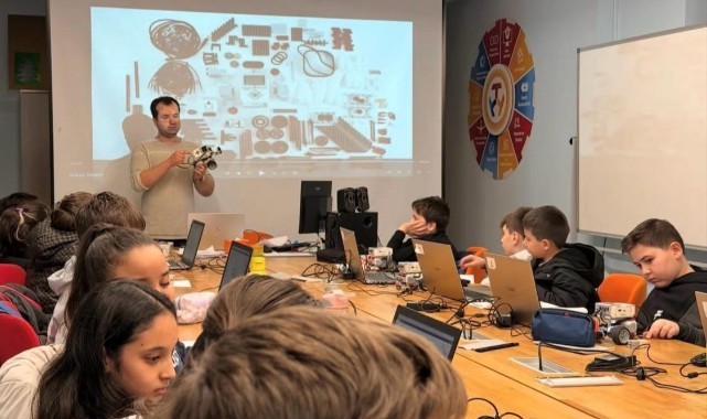 Edirneli gençler teknolojiyi üreten nesil olma yolunda ilerliyor