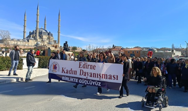 Edirneli kadınlardan 8 Mart yürüyüşü