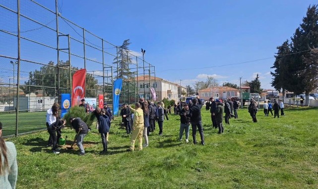 Fidanlar Enez’de toprakla buluştu