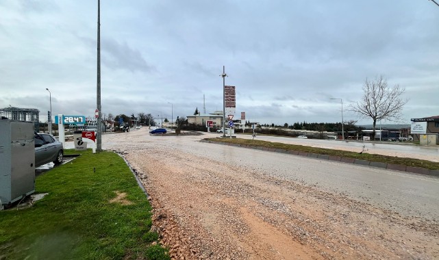  Hilly Otel Kavşağı’nda trafik düzeni tepki çekiyor
